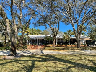 14001 E Palomino Dr, Southwest Ranches, FL 33330
