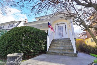 55 Randall Ave, Staten Island, NY 10301