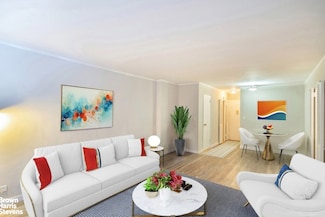 330 E 49th St Unit 3L, New York, NY 10017