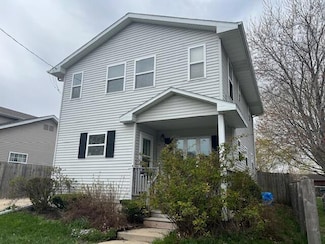 1906 Erie St, Racine, WI 53402