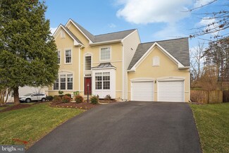 14895 Grassy Knoll Ct, Woodbridge, VA 22193