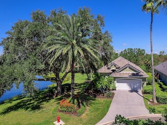 6505 Oakland Hills Dr, Lakewood Ranch, FL 34202