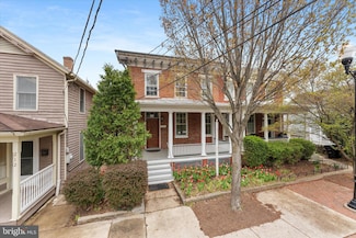 214 S Braddock St, Winchester, VA 22601