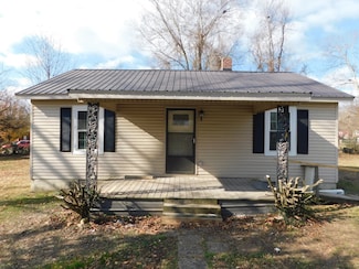 106 Parker Ave, Waverly, TN 37185