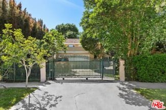 645 N Mccadden Place, Los Angeles, CA 90004