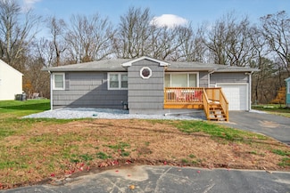 312 Celia Dr, Wolcott, CT 06705