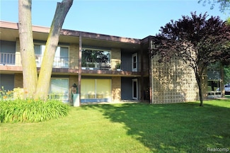 15075 Hubbard St Unit 11, Livonia, MI 48154