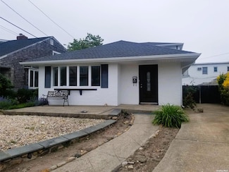 456 Lincoln Blvd, Long Beach, NY 11561