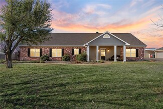 2712 Burl Ln, Lorena, TX 76655