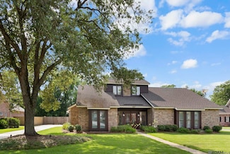 627 Highland Oaks Dr, Baton Rouge, LA 70810