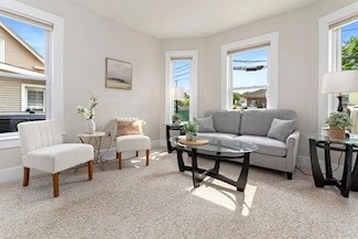 162 Park St Unit 1, Beverly, MA 01915
