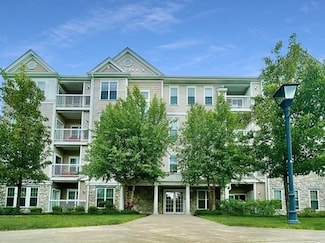 418 John Mahar Hwy Unit 208, Braintree, MA 02184