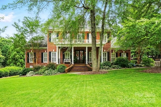 748 Land Fall Dr, Rock Hill, SC 29732