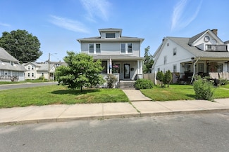 39 Claremont Ave, Holyoke, MA 01040