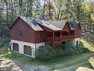 1580 Gaither Rd, Great Cacapon, WV 25422