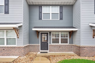 116 N Cedar St Unit G, Lexington, IL 61753