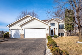 1874 Niagara St, Waconia, MN 55387