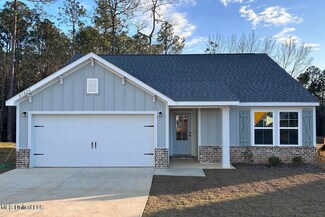 11260 Shorecrest Rd, Biloxi, MS 39532