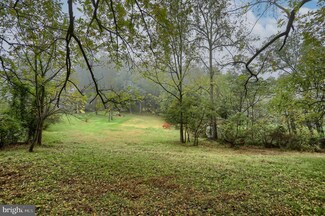 1812 Church Rd, Hummelstown, PA 17036