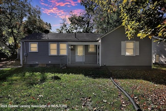 106 E Potter Ave, Lansing, MI 48910
