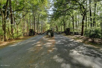 30 Camp Eight Rd, Bluffton, SC 29910