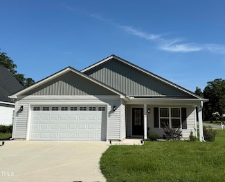 103 E Allen St, Four Oaks, NC 27524