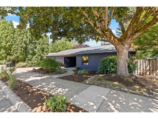 11930 SW Hazelwood Loop, Portland, OR 97223