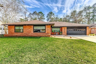 9805 Warwana Rd, Houston, TX 77080