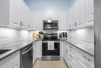 1106 Hyacinth Place, Wellington, FL 33414