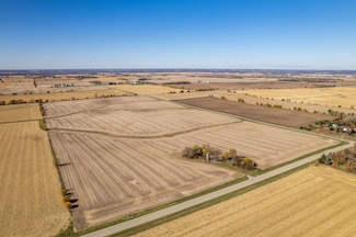 2826 Stone Quarry Rd, Belvidere, IL 61008