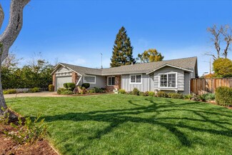 1033 Varsity Ct, Mountain View, CA 94040