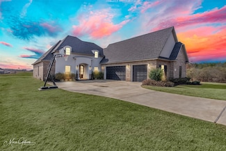 261 Red Bluff Rd, Frierson, LA 71027