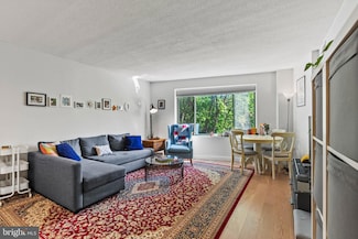 2141 Wisconsin Ave NW Unit 103, Washington, DC 20007