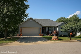 150 Cedarwood Ave, Branson, MO 65616