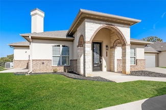 8841 Creek Run Rd Unit 401, Fort Worth, TX 76120
