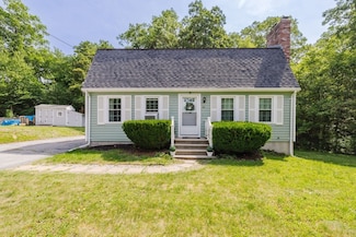 88 Sandalwood Dr, Attleboro, MA 02703