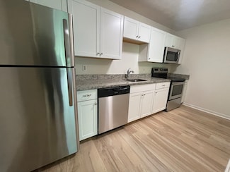 270 Quarry St Unit 41, Quincy, MA 02169