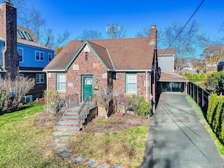 27 Haven Ct, Nyack, NY 10960