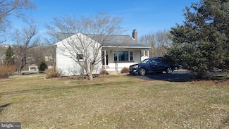 1409 N Charlotte St, Pottstown, PA 19464