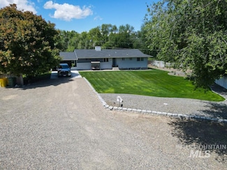 1029 Lucky Ln, Ontario, OR 97914