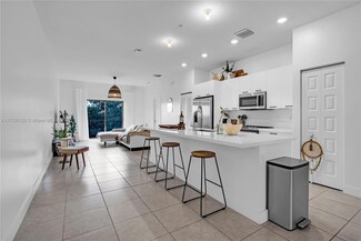 8175 NW 104th Ave Unit 28, Doral, FL 33178