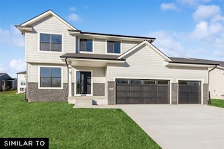 325 NW Ashley Ave, Waukee, IA 50263