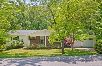 1332 Koblan Dr, Hixson, TN 37343