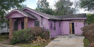 3235 Waverly St, Beaumont, TX 77705