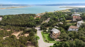 13801 Lake View Dr, Austin, TX 78732