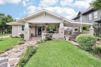 2704 Travis Ave, Fort Worth, TX 76110