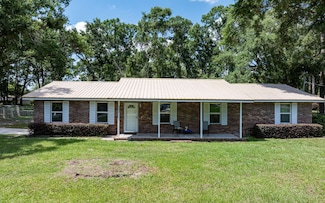 431 SE Anastasia St, Lake City, FL 32025