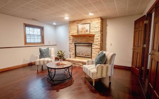 9058 Goldenrod Ln N, Maple Grove, MN 55369