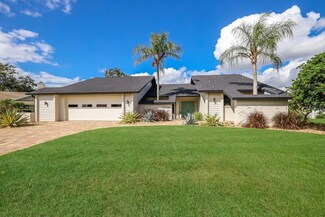3705 Torrey Pines Blvd, Sarasota, FL 34238
