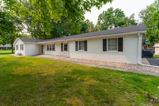 5808 Eastview Ct, Indianapolis, IN 46250